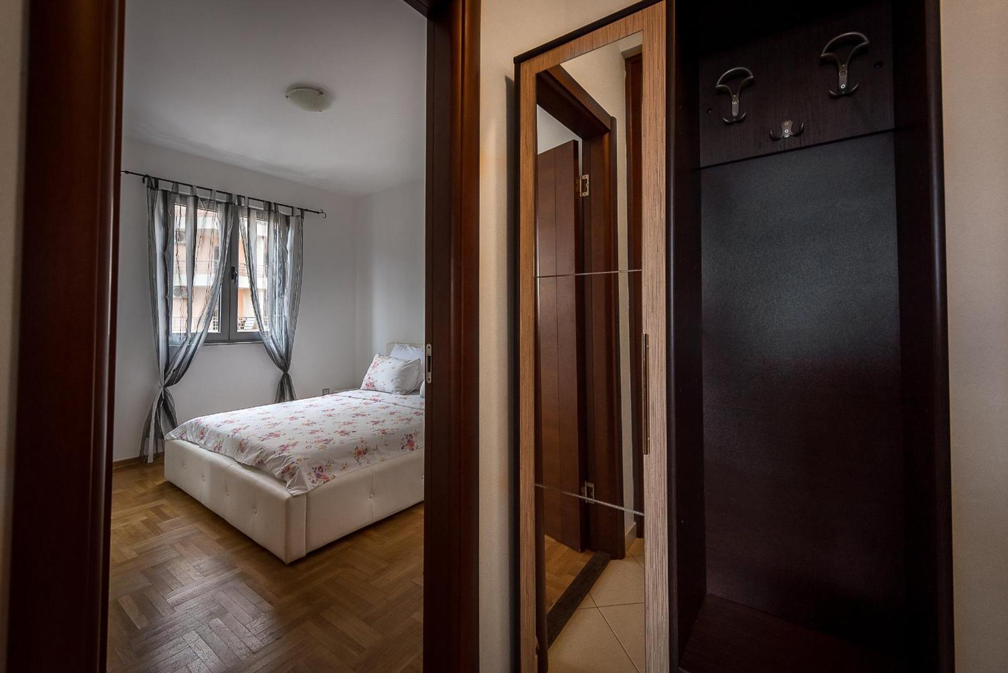 Apartments Montreal Budva Exterior photo