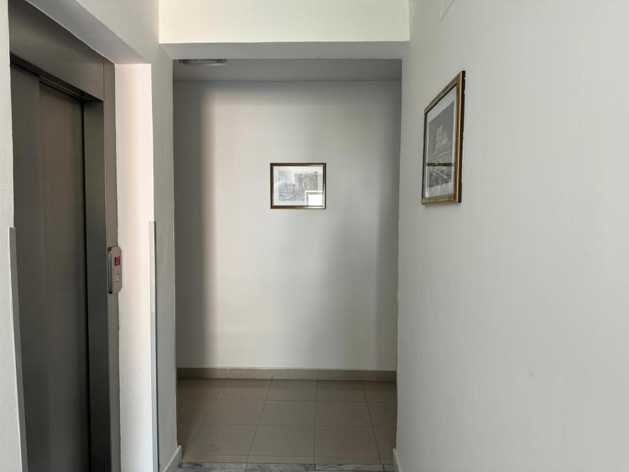 Apartments Montreal Budva Room photo