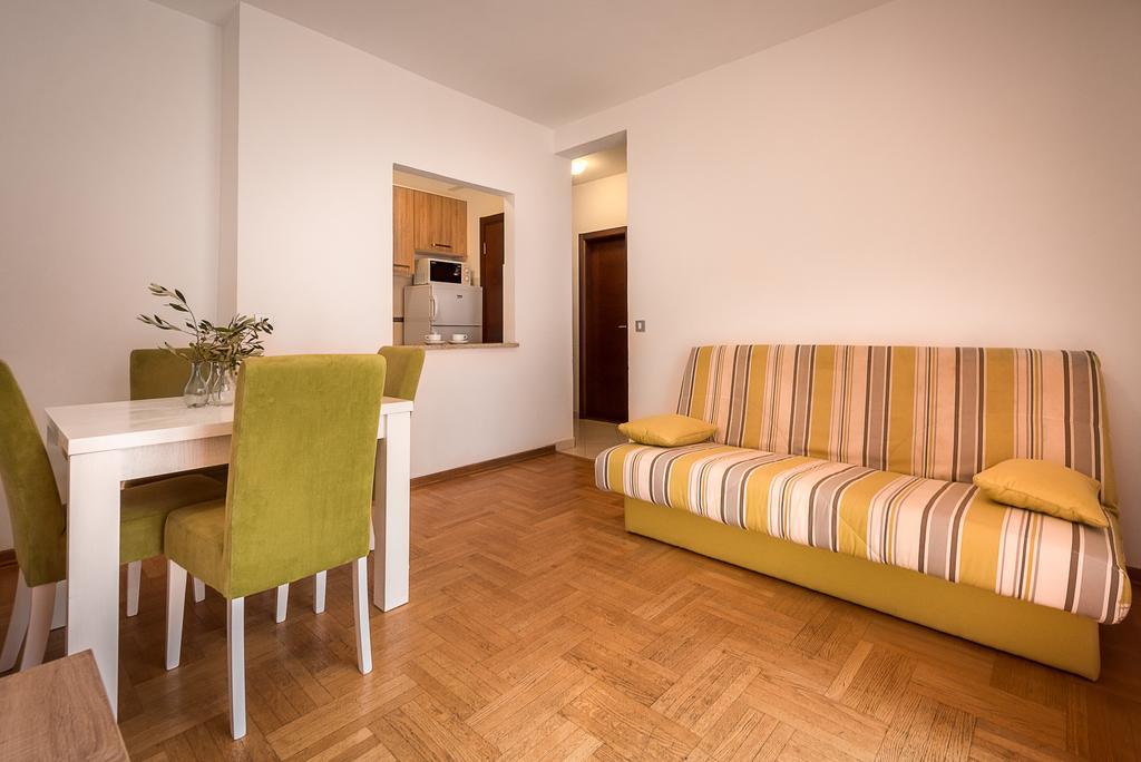 Apartments Montreal Budva Exterior photo